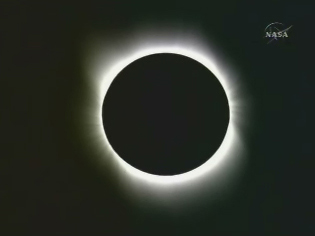 Totale eclips (foto NASA)